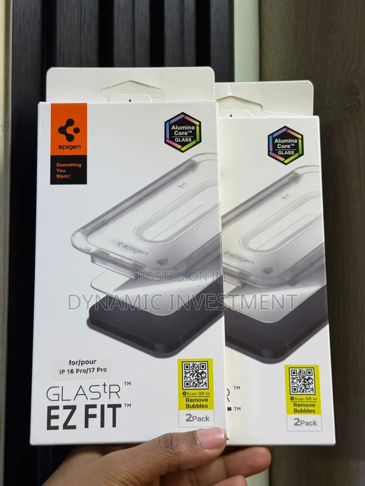 iPhone 16 Pro Spigen Easy Installation 10H+ Clear HD Screen Protector