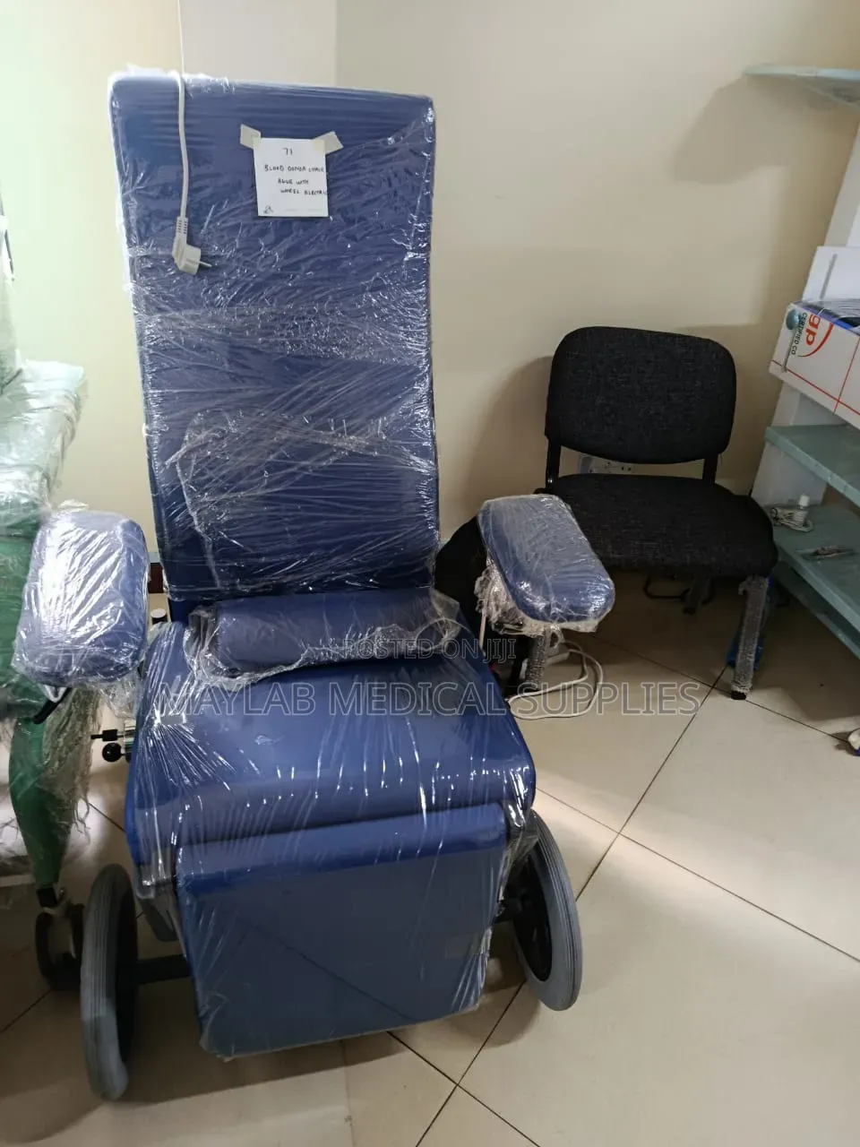 Electrical Dialysis Chair – Motorized Hemodialysis Treatment Chair