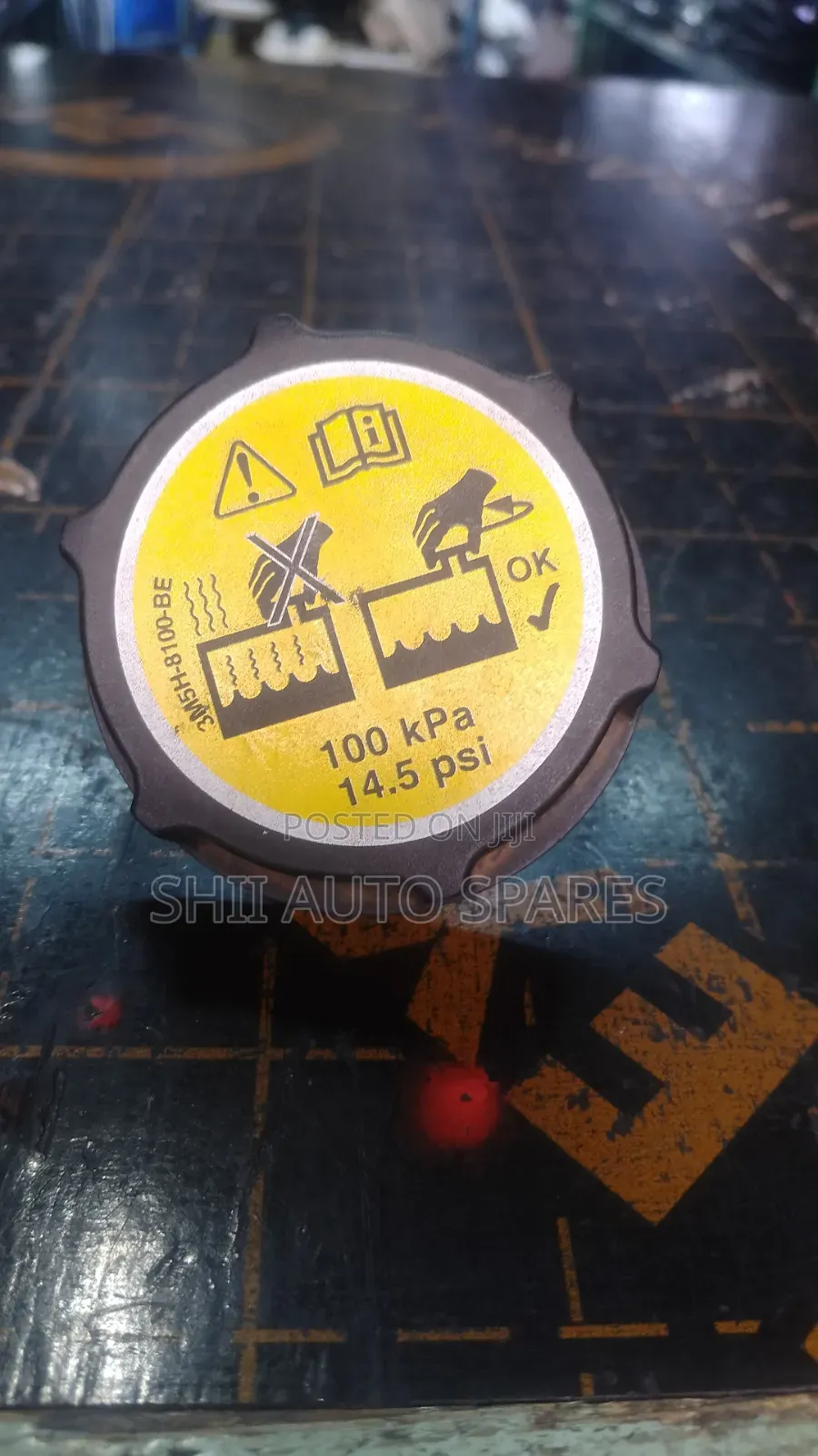 Coolant Expansion Tank Cap for Mazda Axela