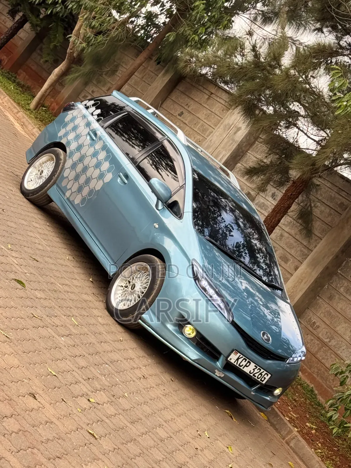 Toyota Wish 2010 Blue