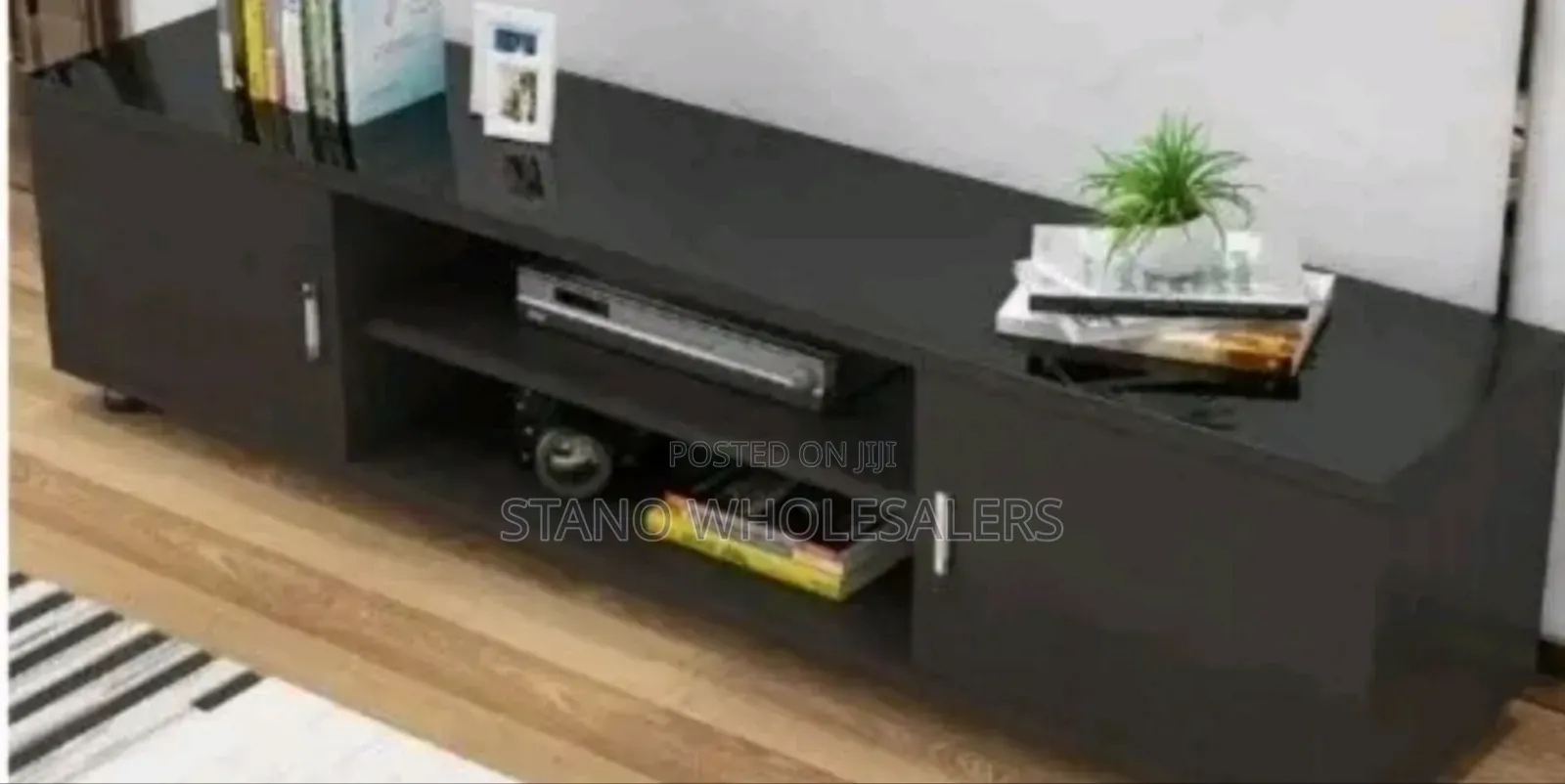 Rio Black TV Stand