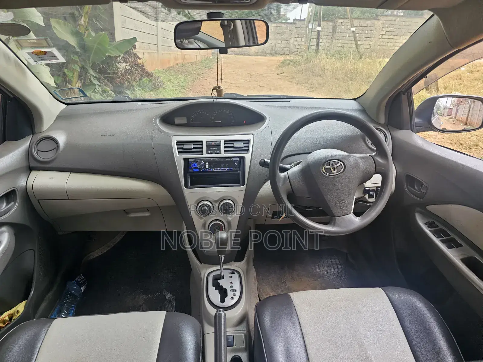 Toyota Belta 2009 Silver