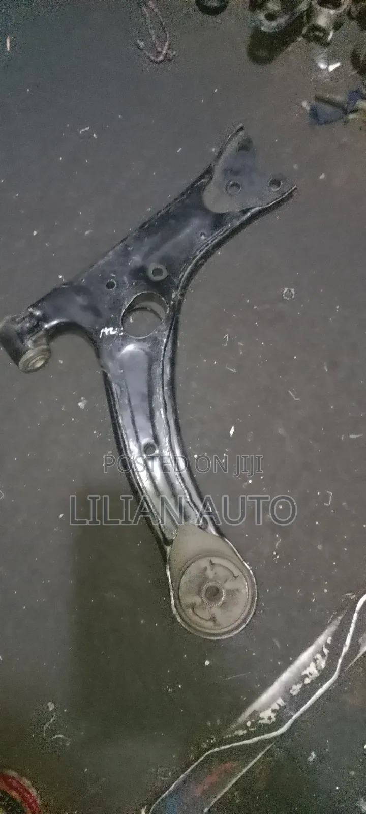 NZE/fielder/premio Control Arm