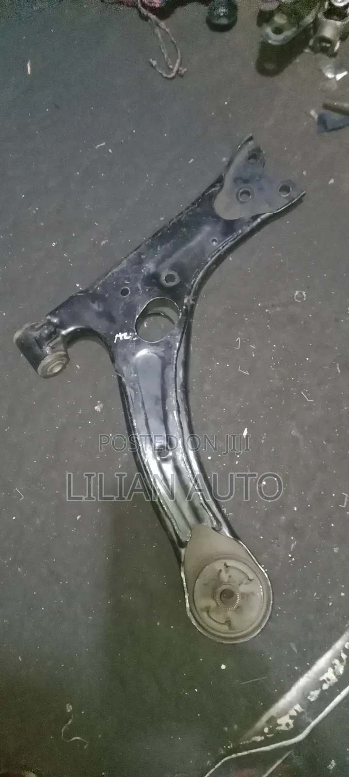 NZE/fielder/premio Control Arm