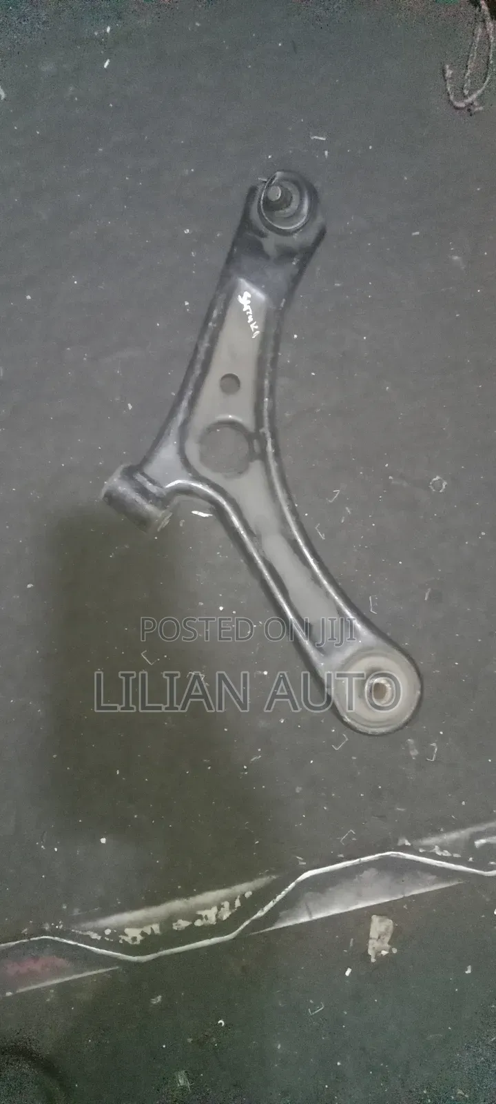 Suzuki Alto Control Arm