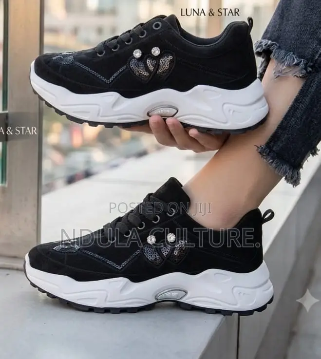 Ladies Fashion Shoes
