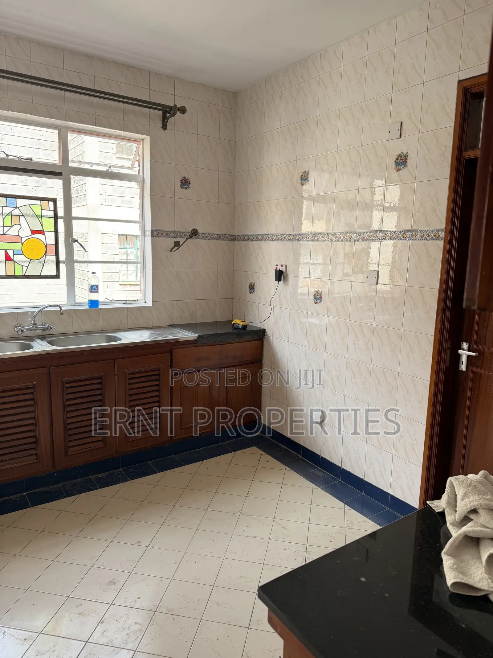 3bdrm Apartment in Riverside Drive for rent