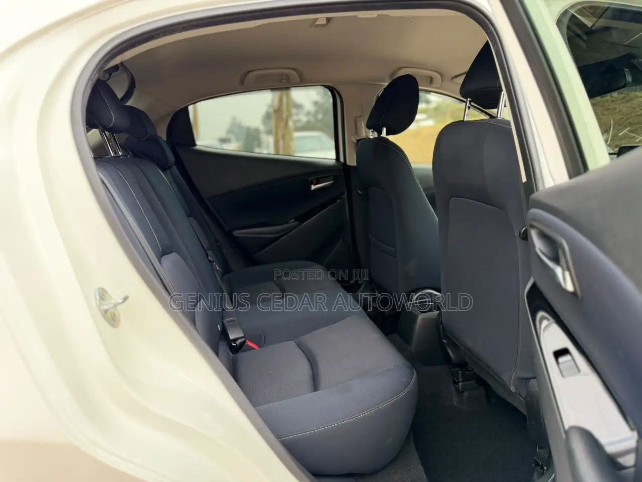 Mazda 2 2020 White