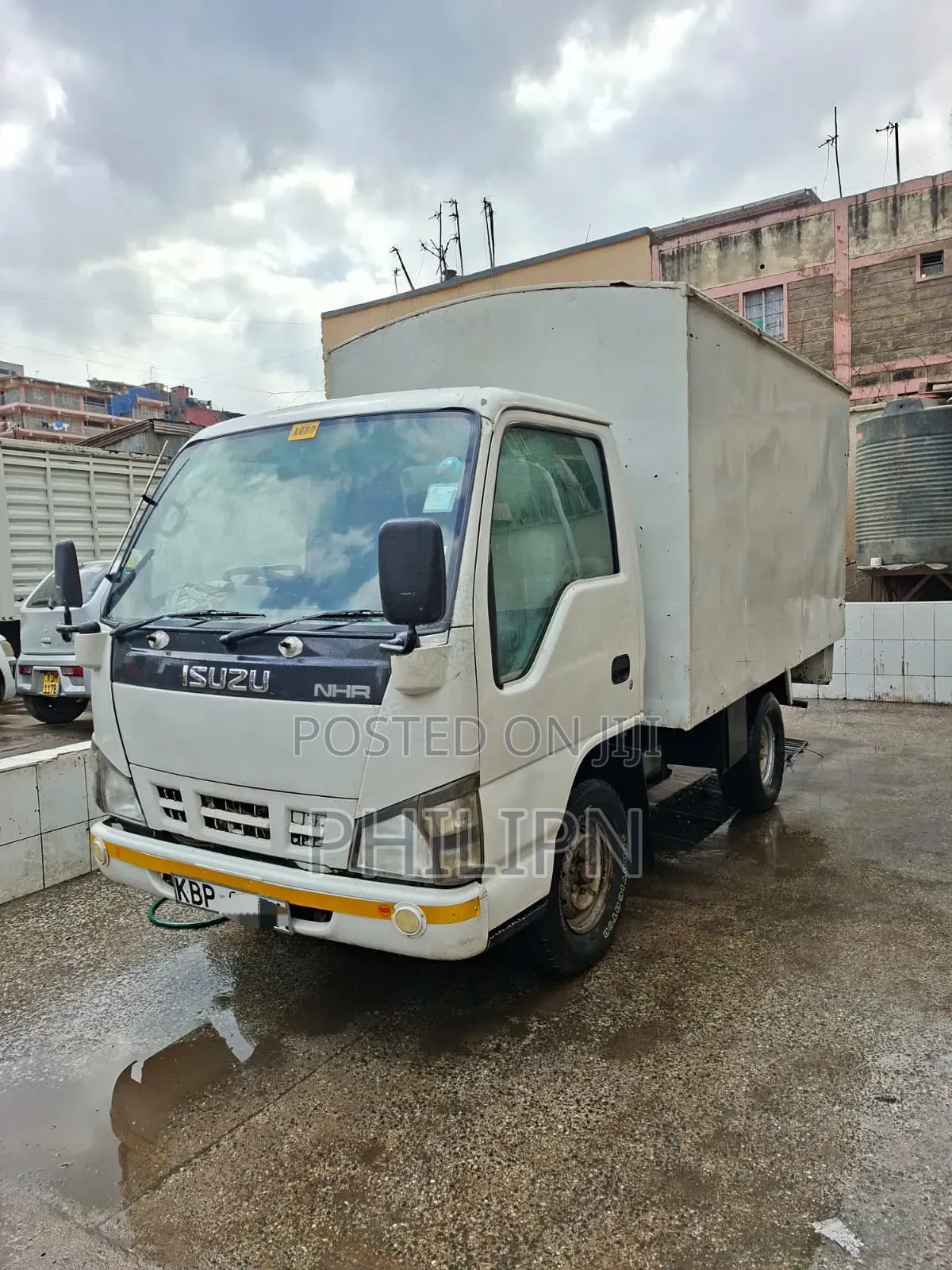 Isuzu NHR 2010 Pickup
