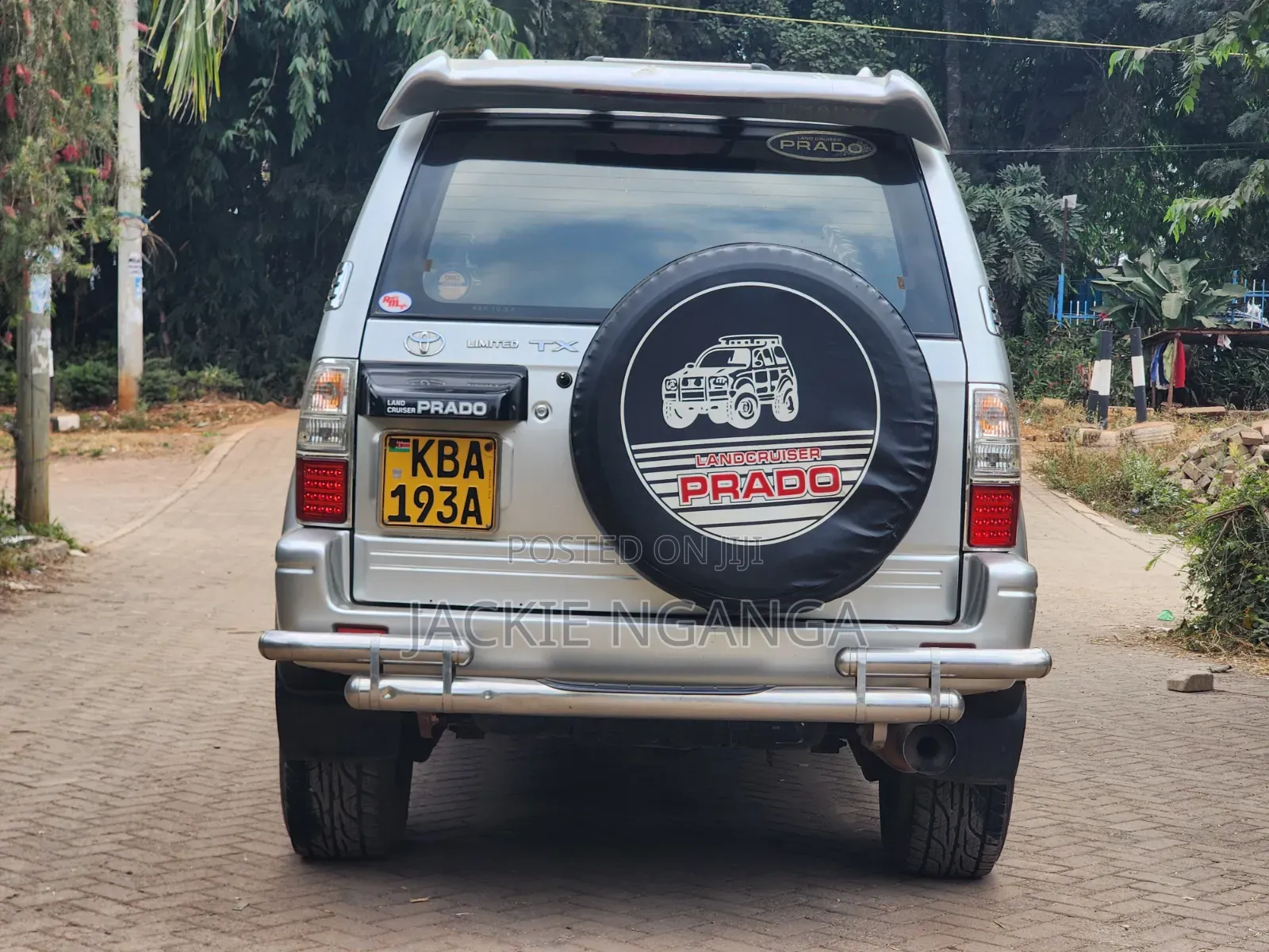 Toyota Land Cruiser Prado 2000 Silver