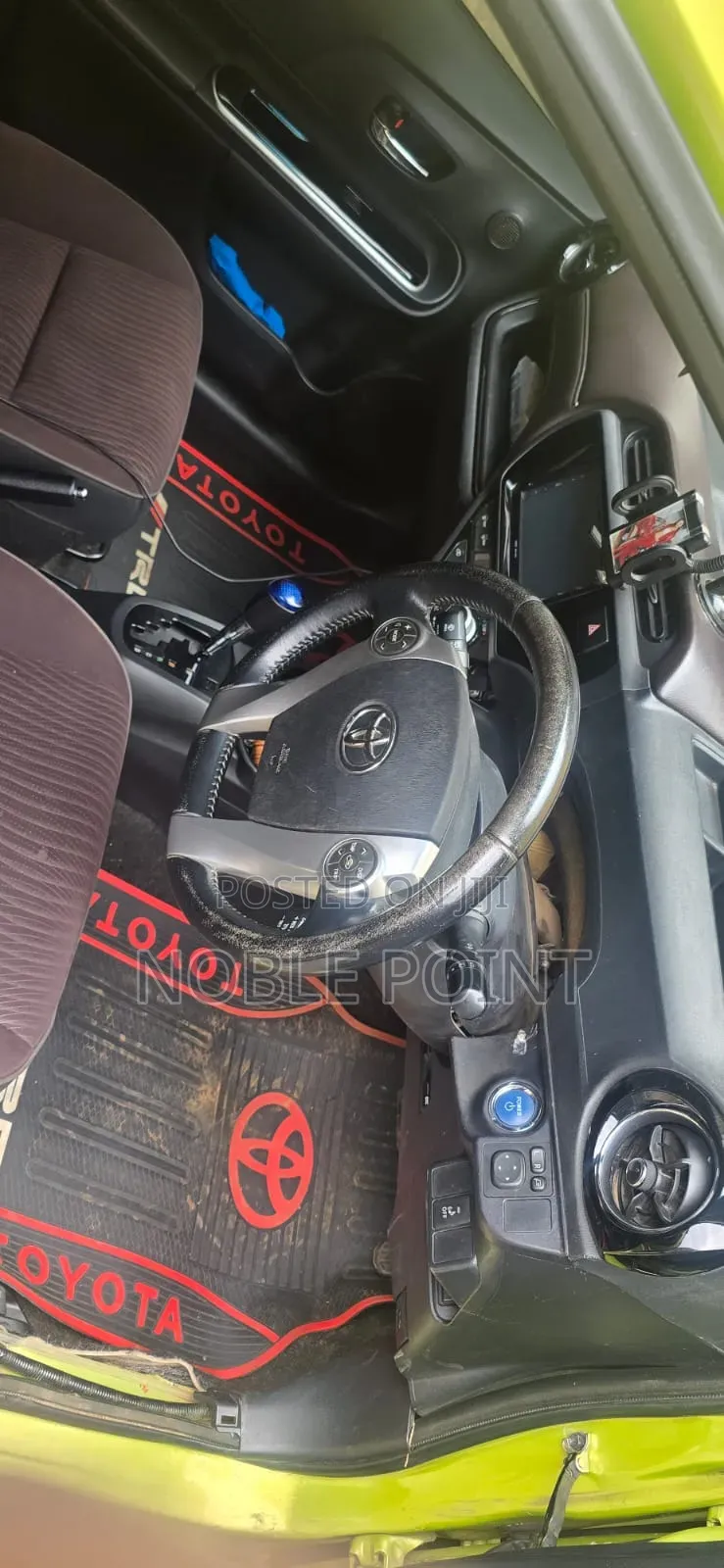 Toyota Aqua 2016 Green