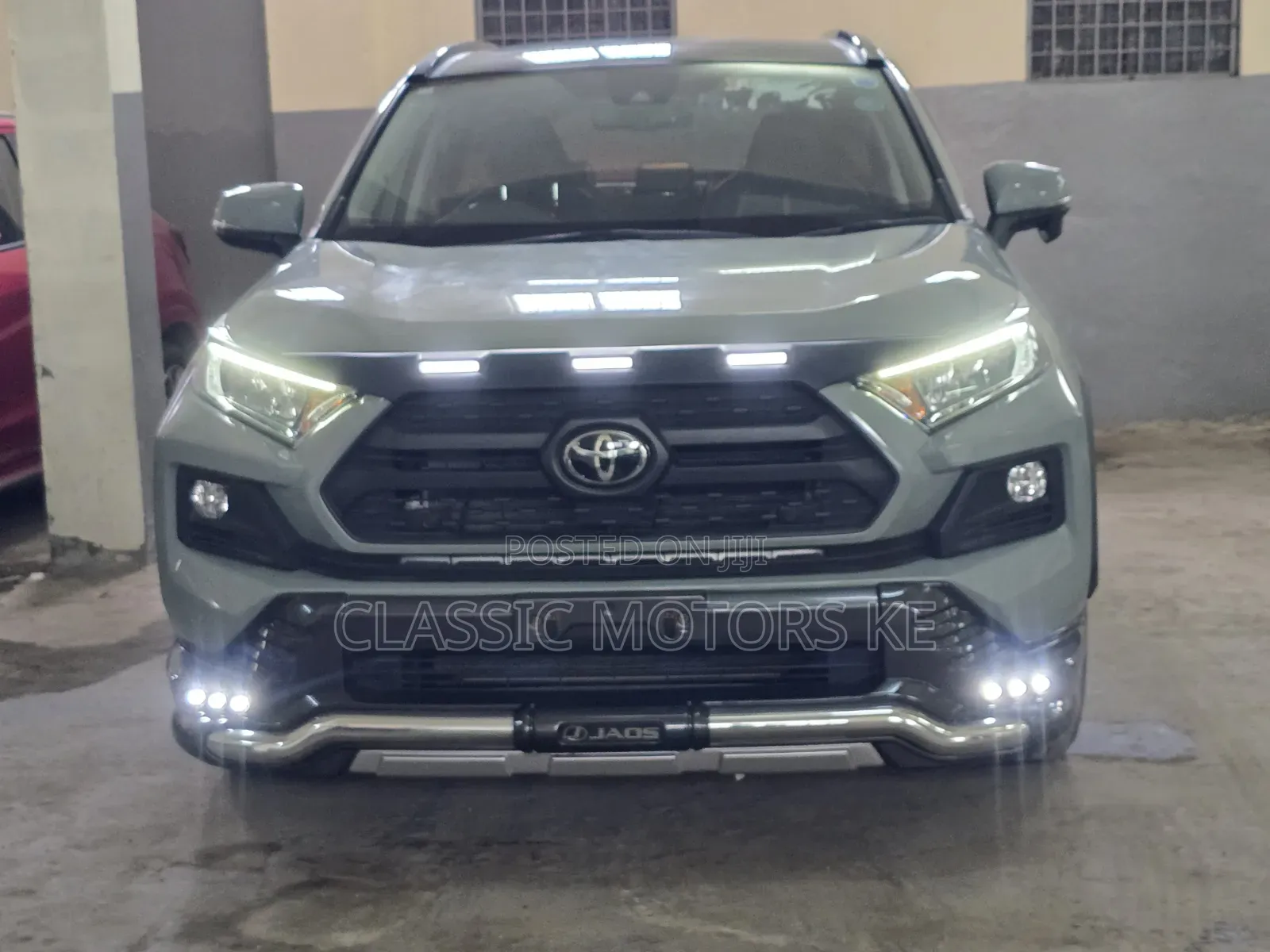 Toyota RAV4 2021 Green