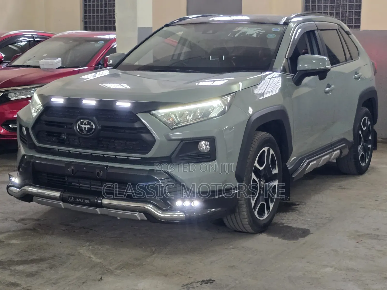 Toyota RAV4 2021 Green
