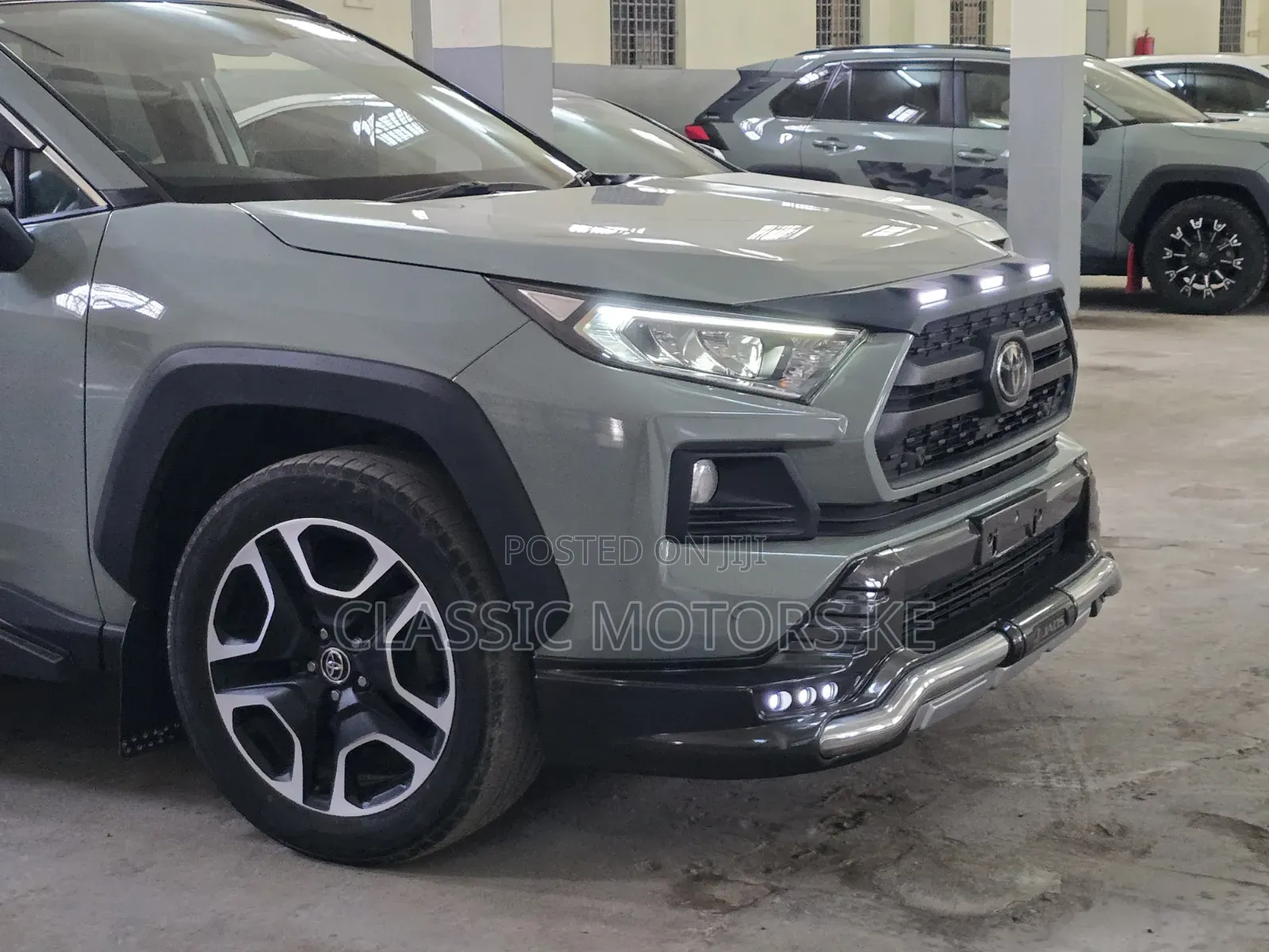 Toyota RAV4 2021 Green