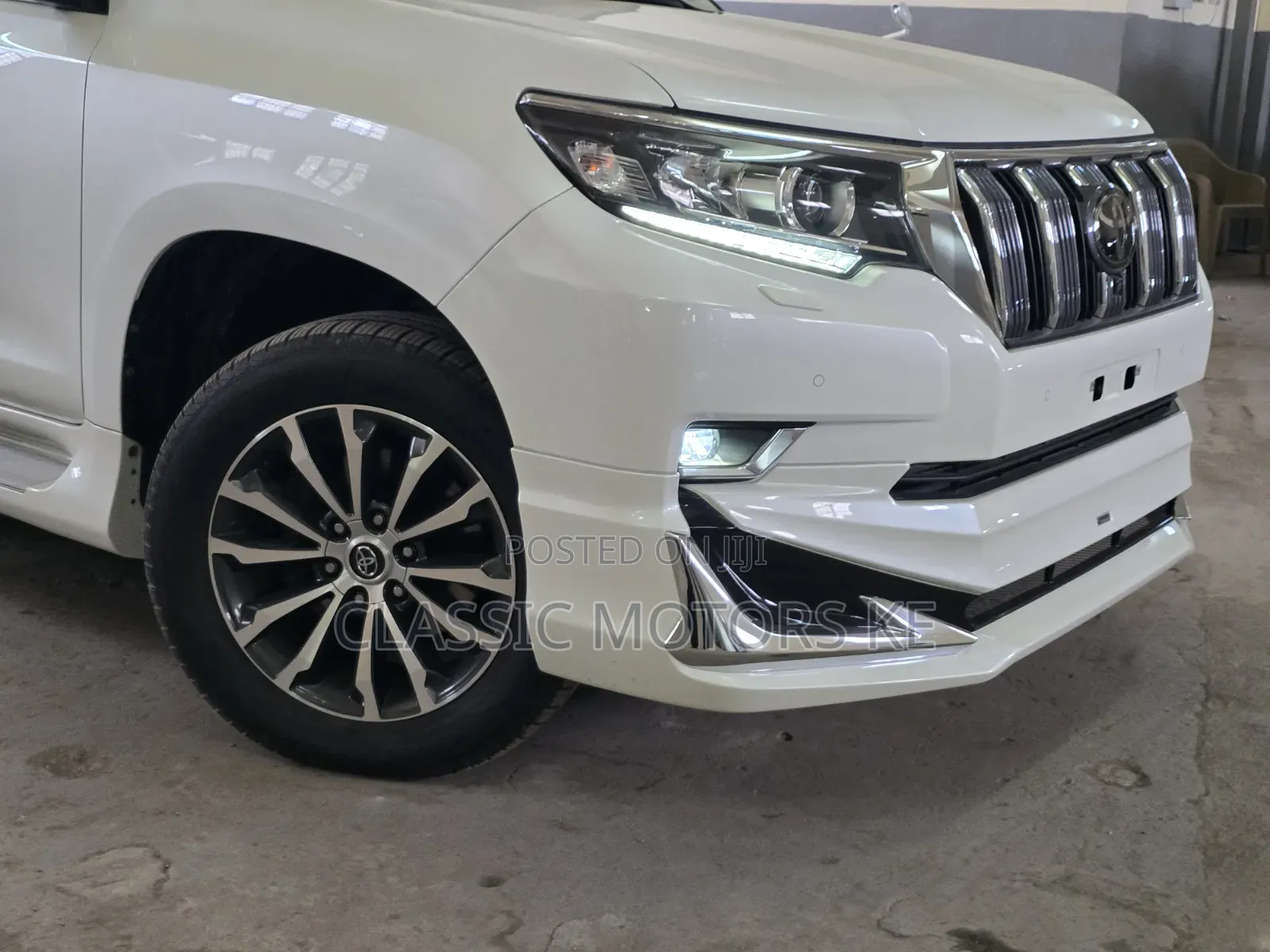 Toyota Land Cruiser Prado 2019 Pearl