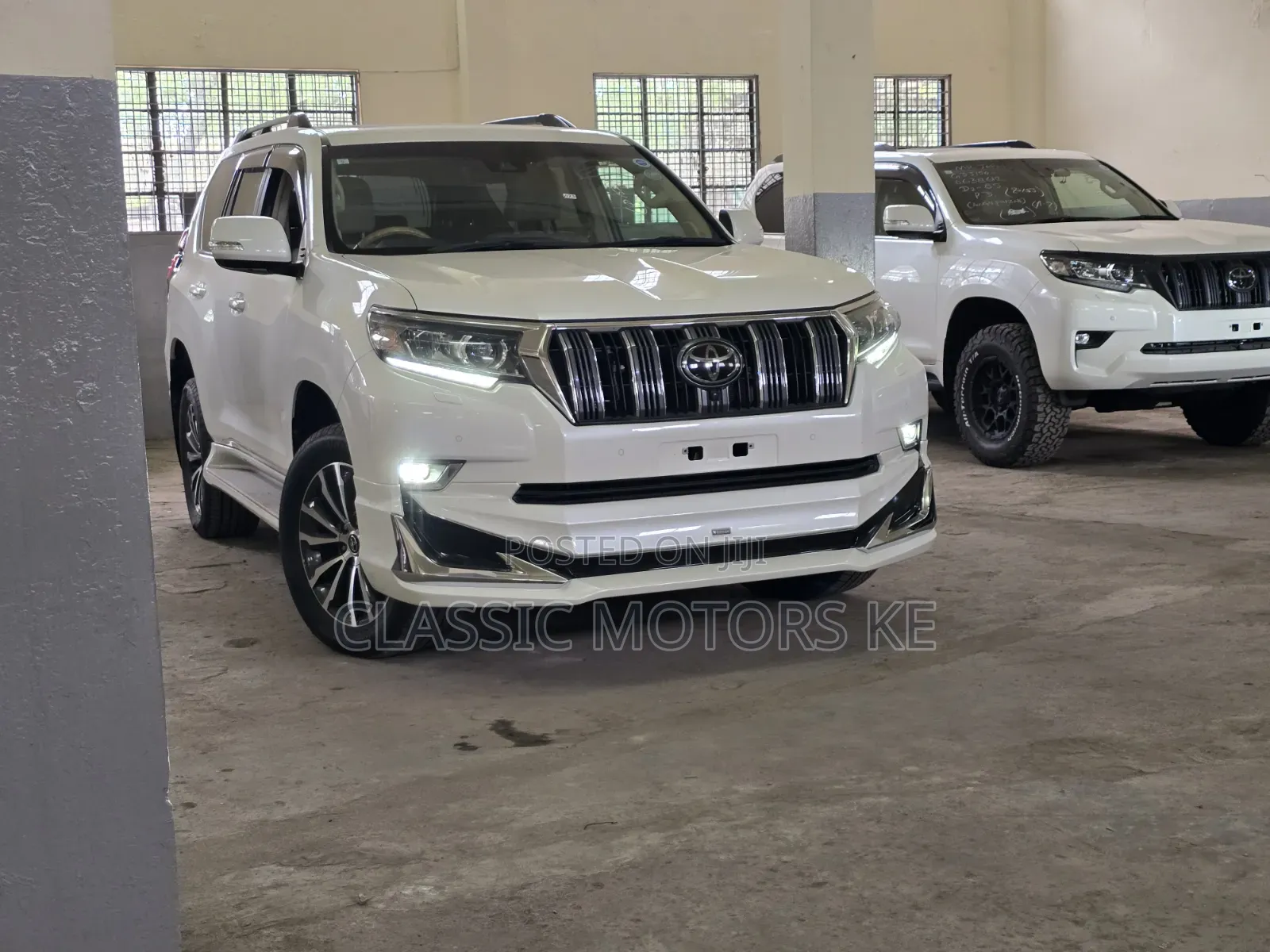 Toyota Land Cruiser Prado 2019 Pearl