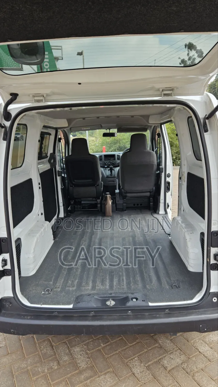 Nissan NP200 2019 White