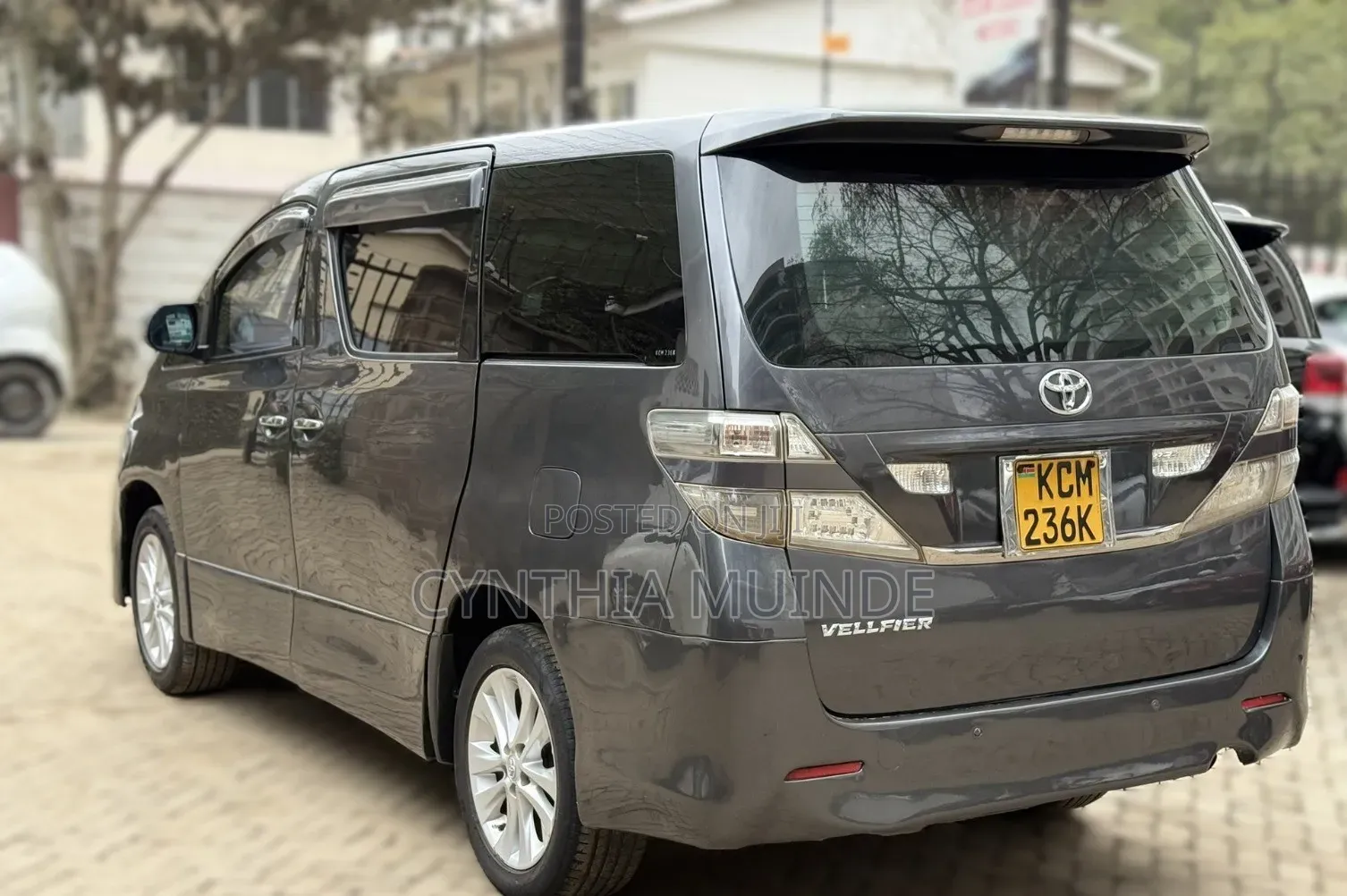 Toyota Vellfire 2010 Gray