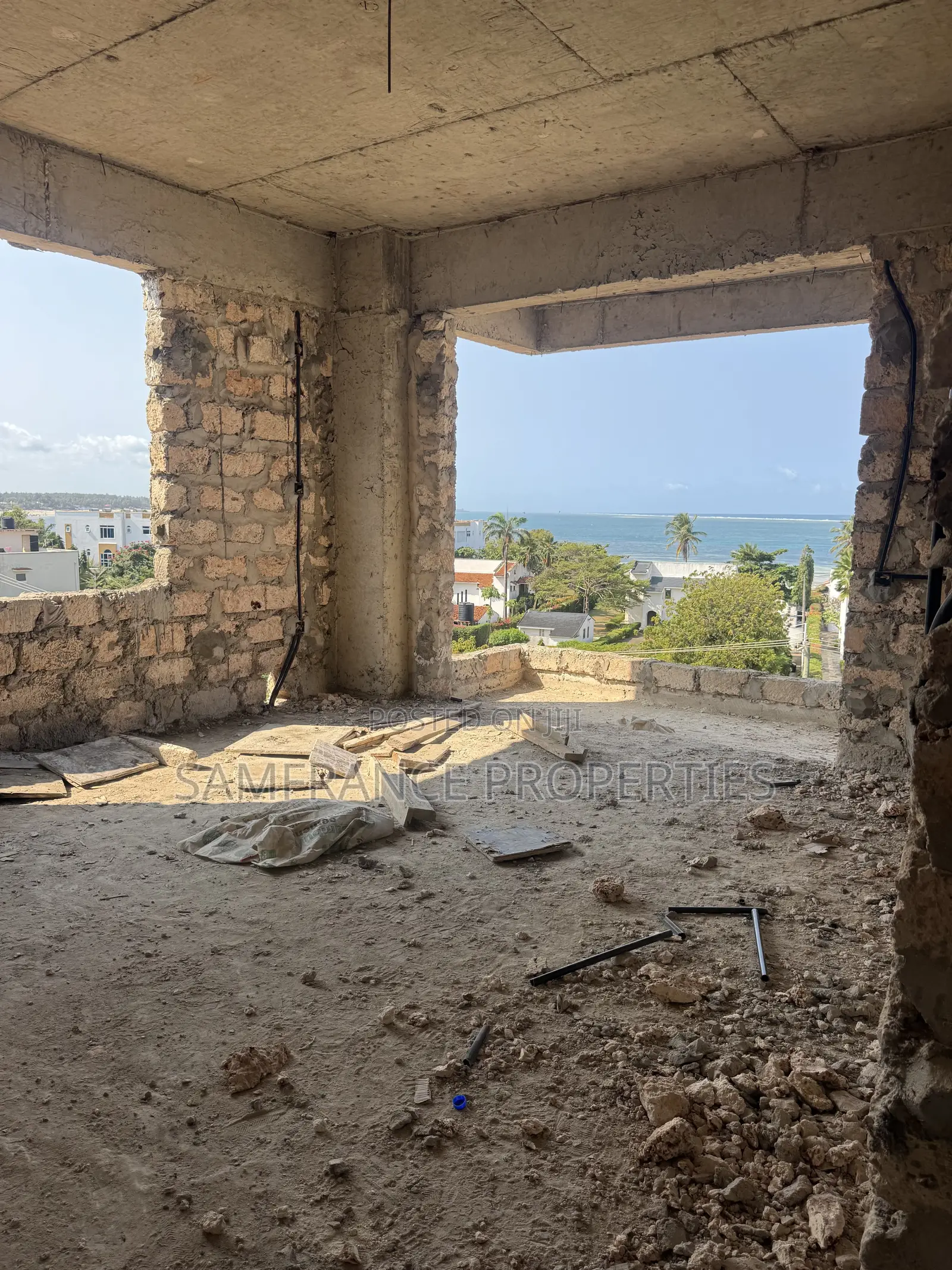 3bdrm Apartment in Ebony, Nyali for sale