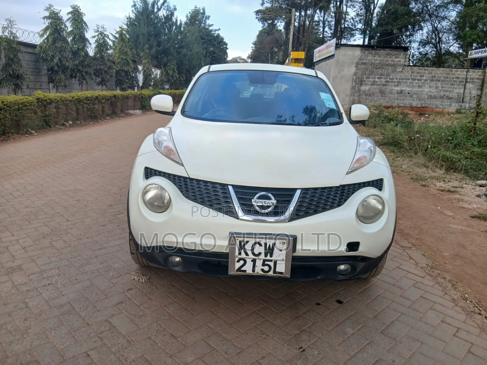 Nissan Juke 2012 White