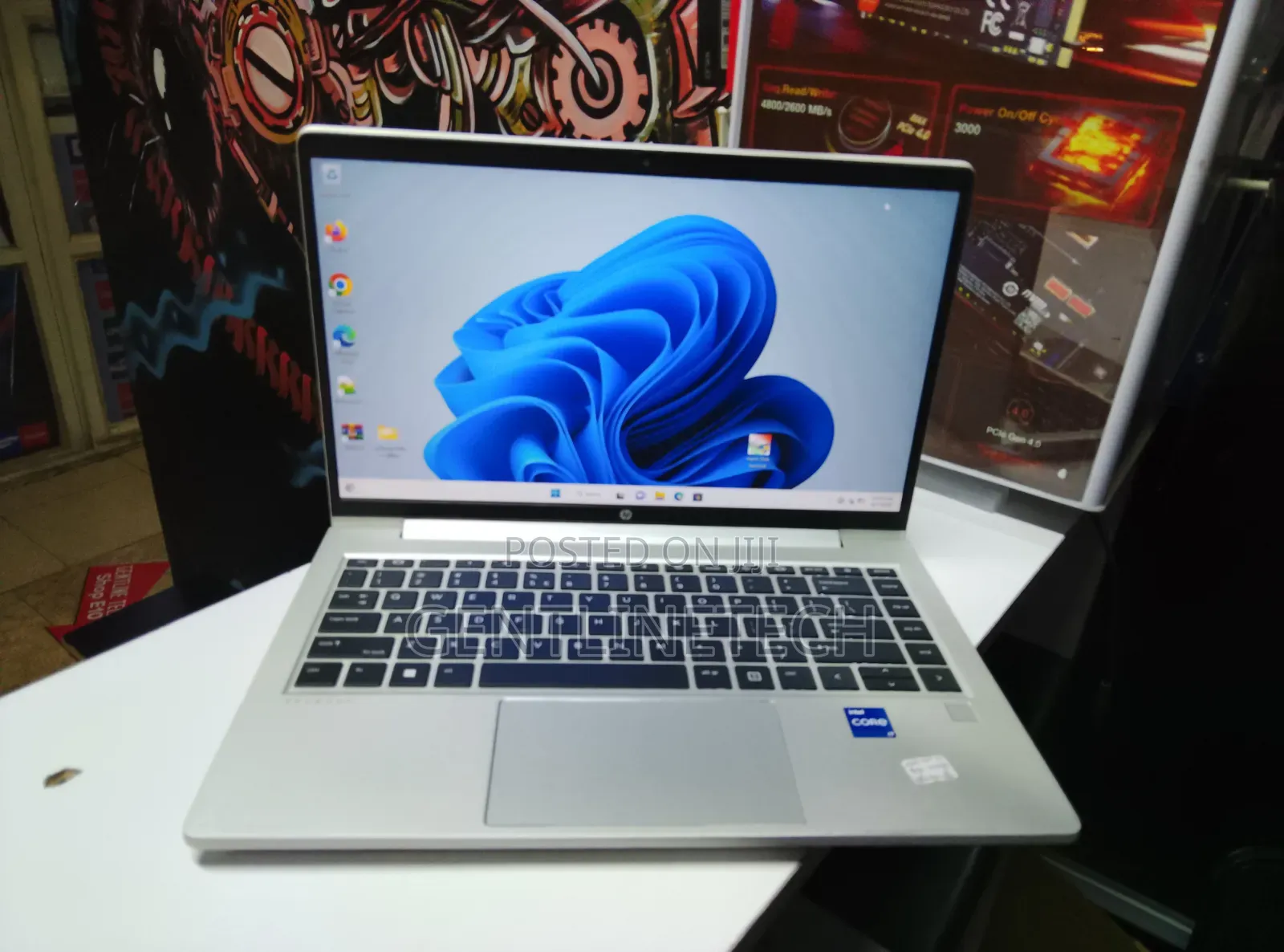 Laptop HP ProBook 440 G10 8GB Intel Core i7 SSD 256GB