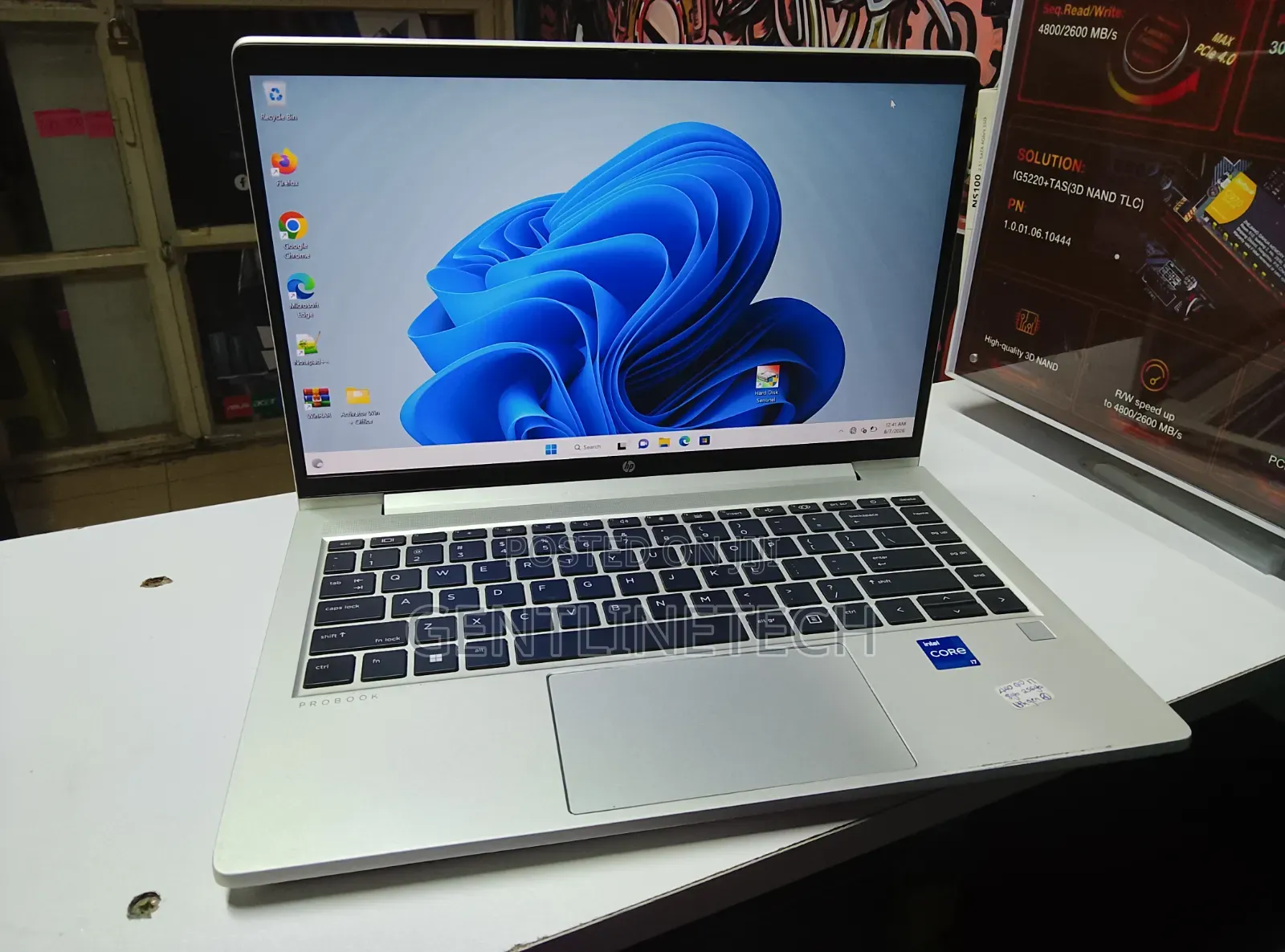Laptop HP ProBook 440 G10 8GB Intel Core i7 SSD 256GB