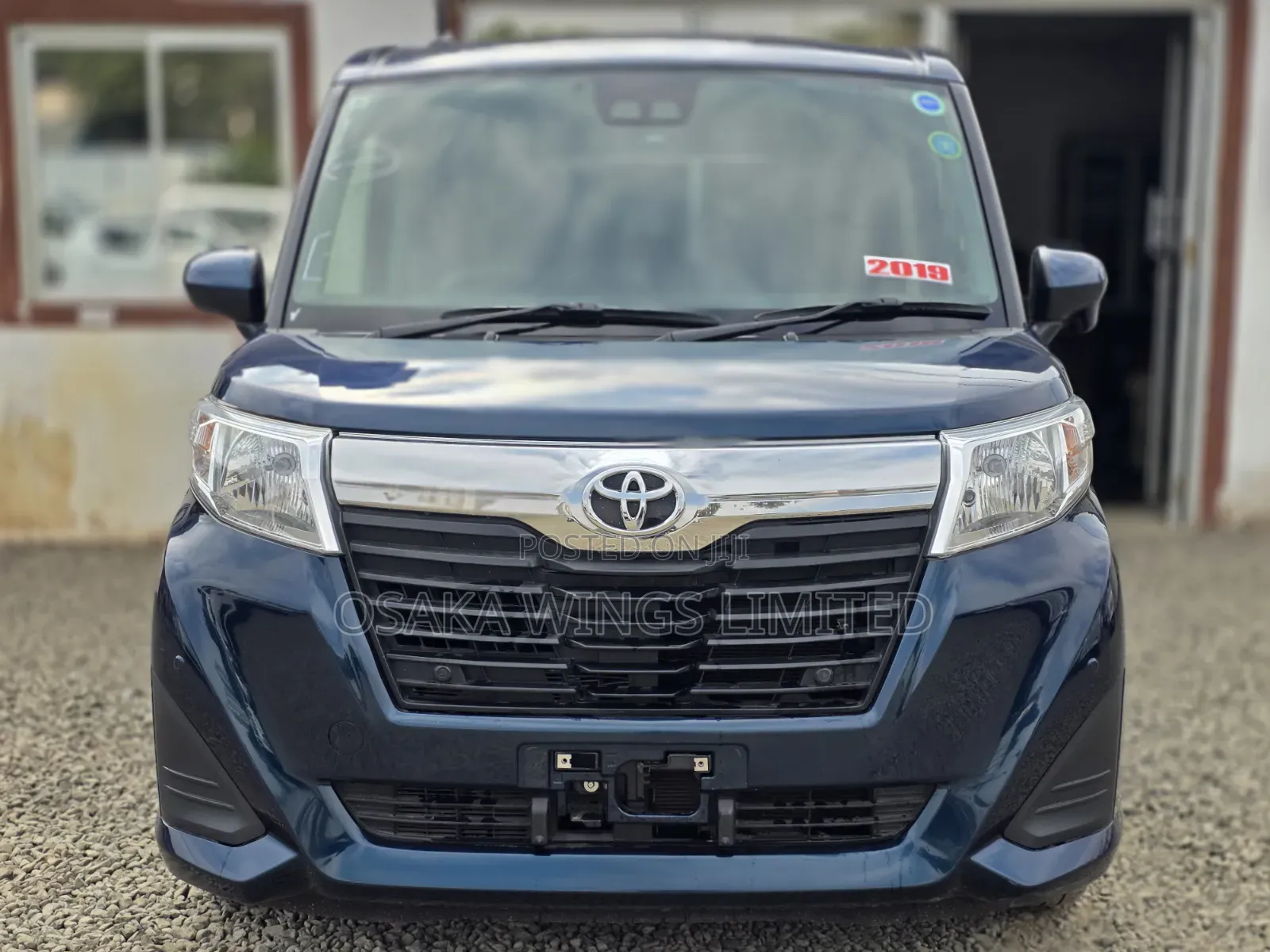 Toyota Roomy 2019 Blue