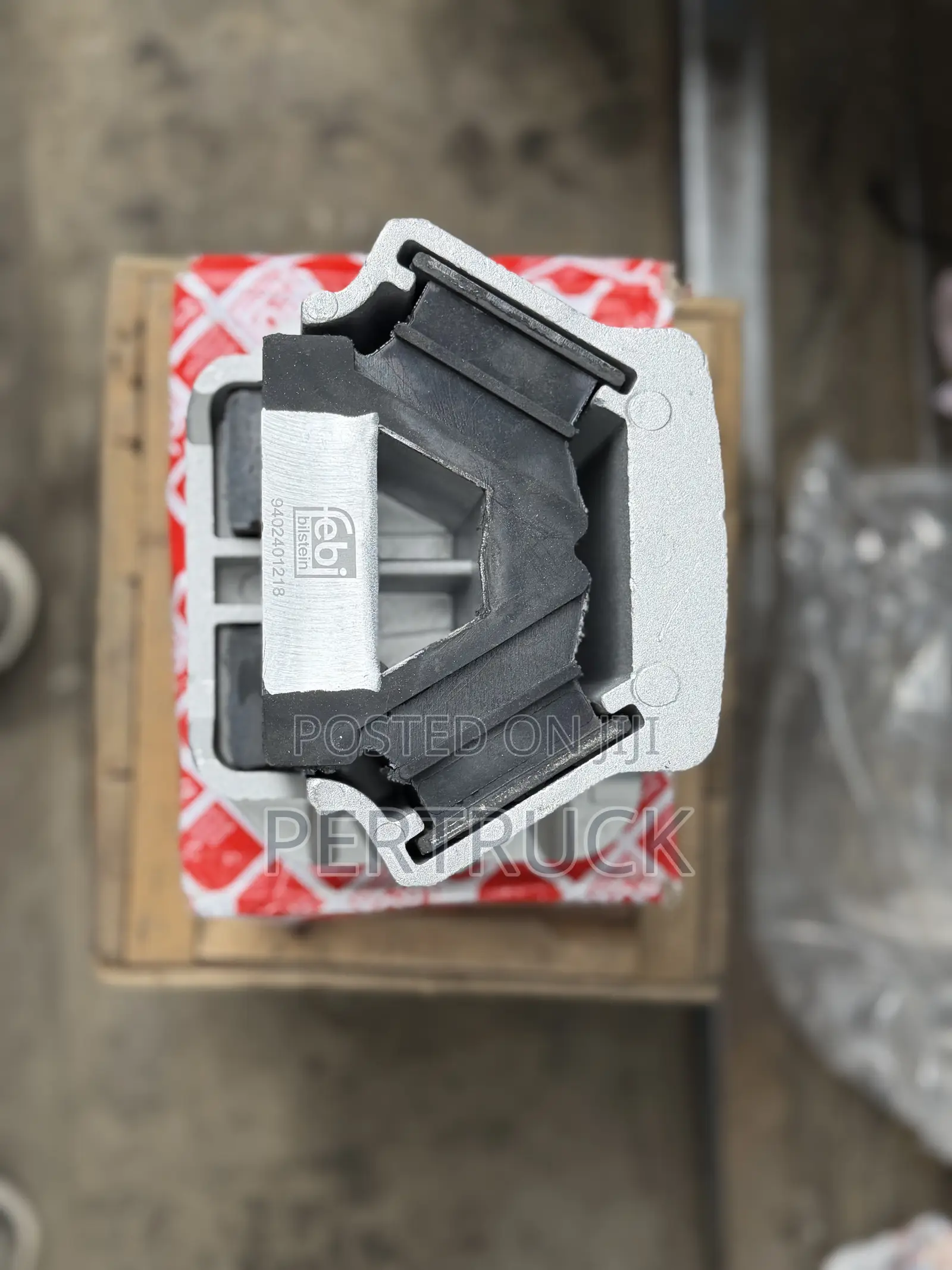  Engine Gearbox Mounting Fuso FJ/Mercedes Benz Atego