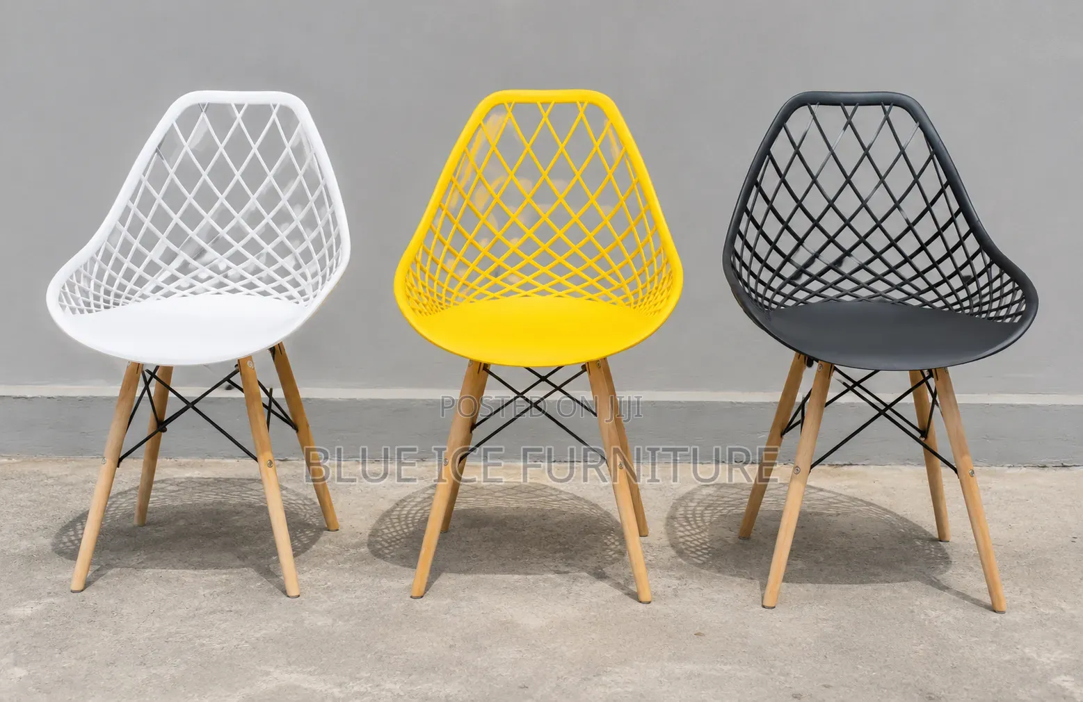 Eames Chair;Modern Plastic Eames Dining Chair With Wooden Legs