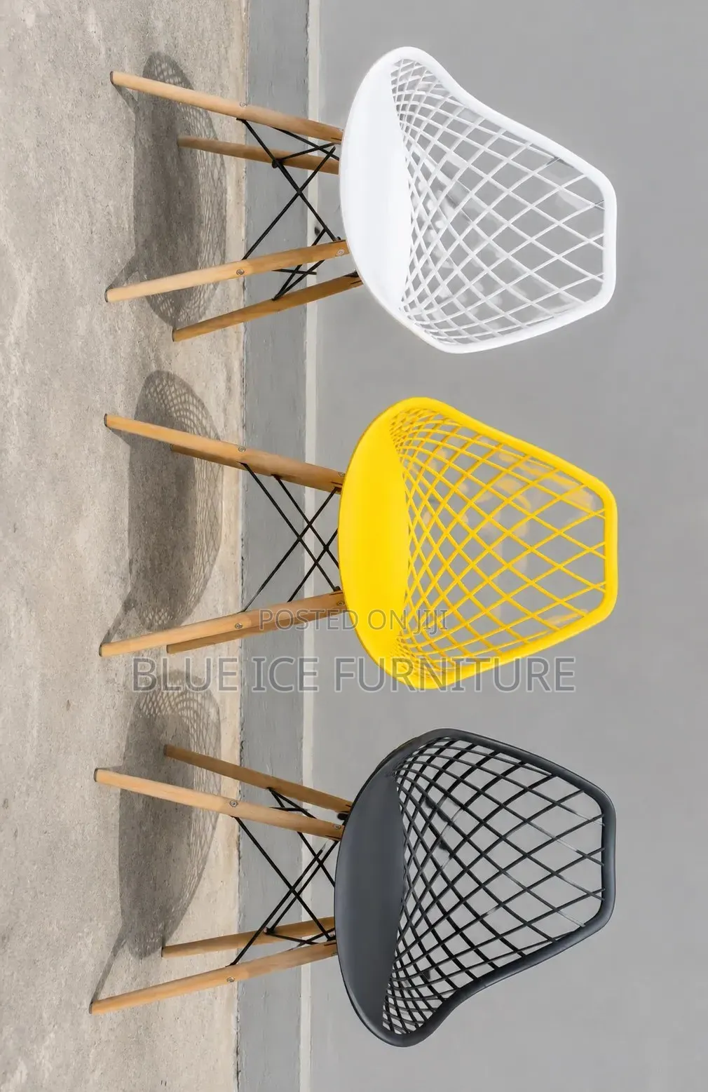 Eames Chair;Modern Plastic Eames Dining Chair With Wooden Legs