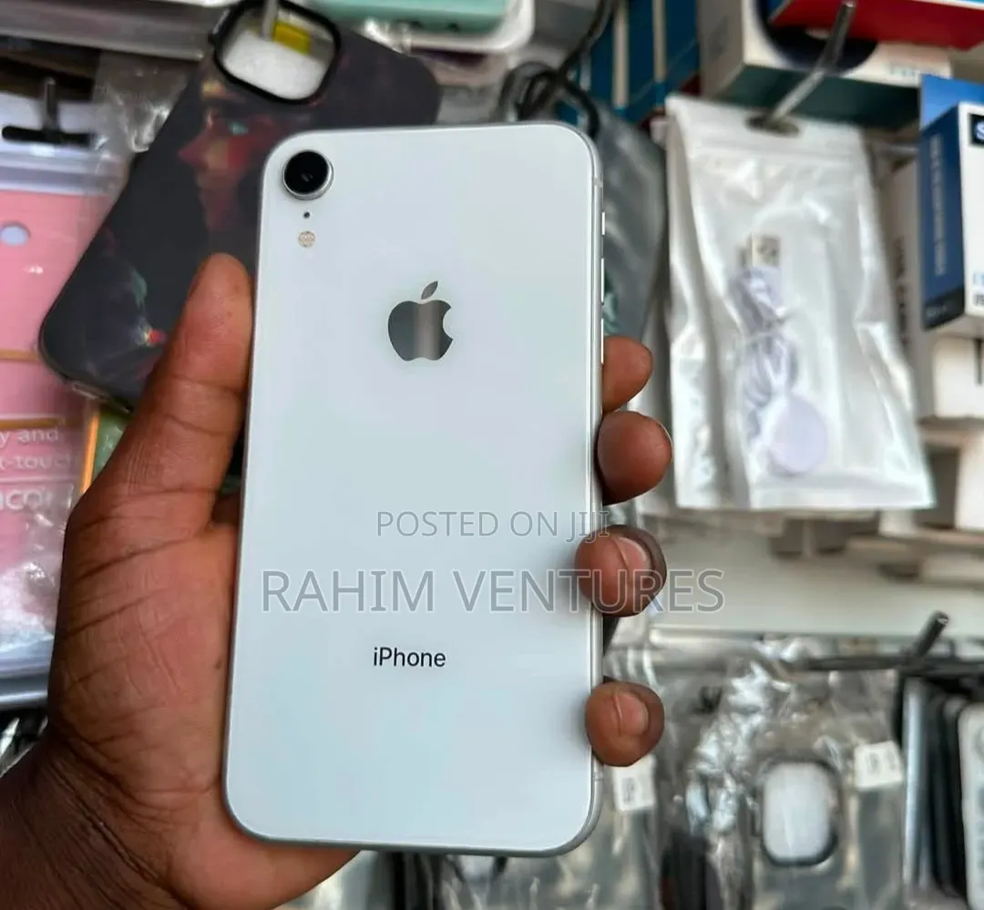 Apple iPhone XR 128 GB White