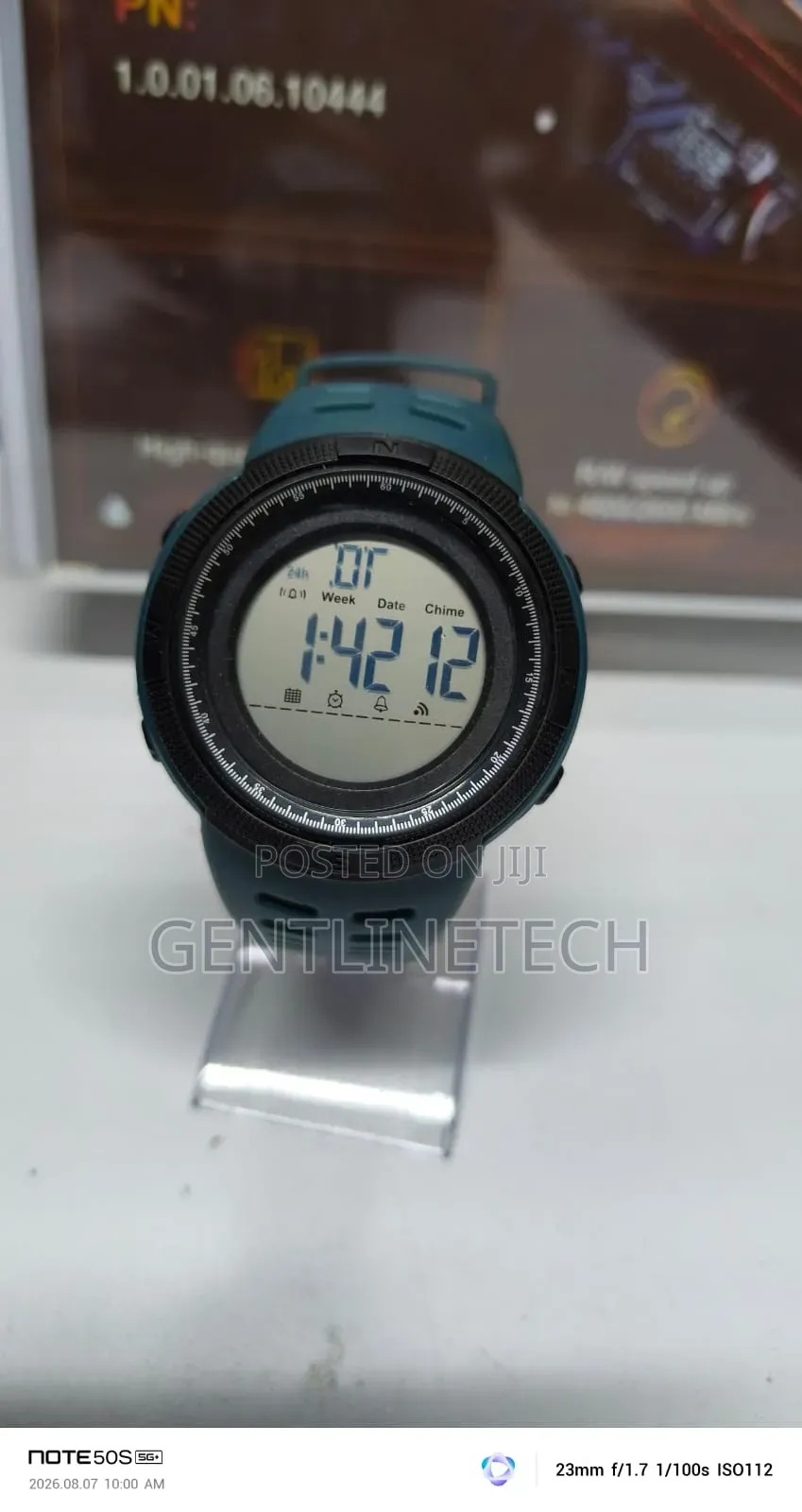 Curren 2070 Turquoise Fashion Watch