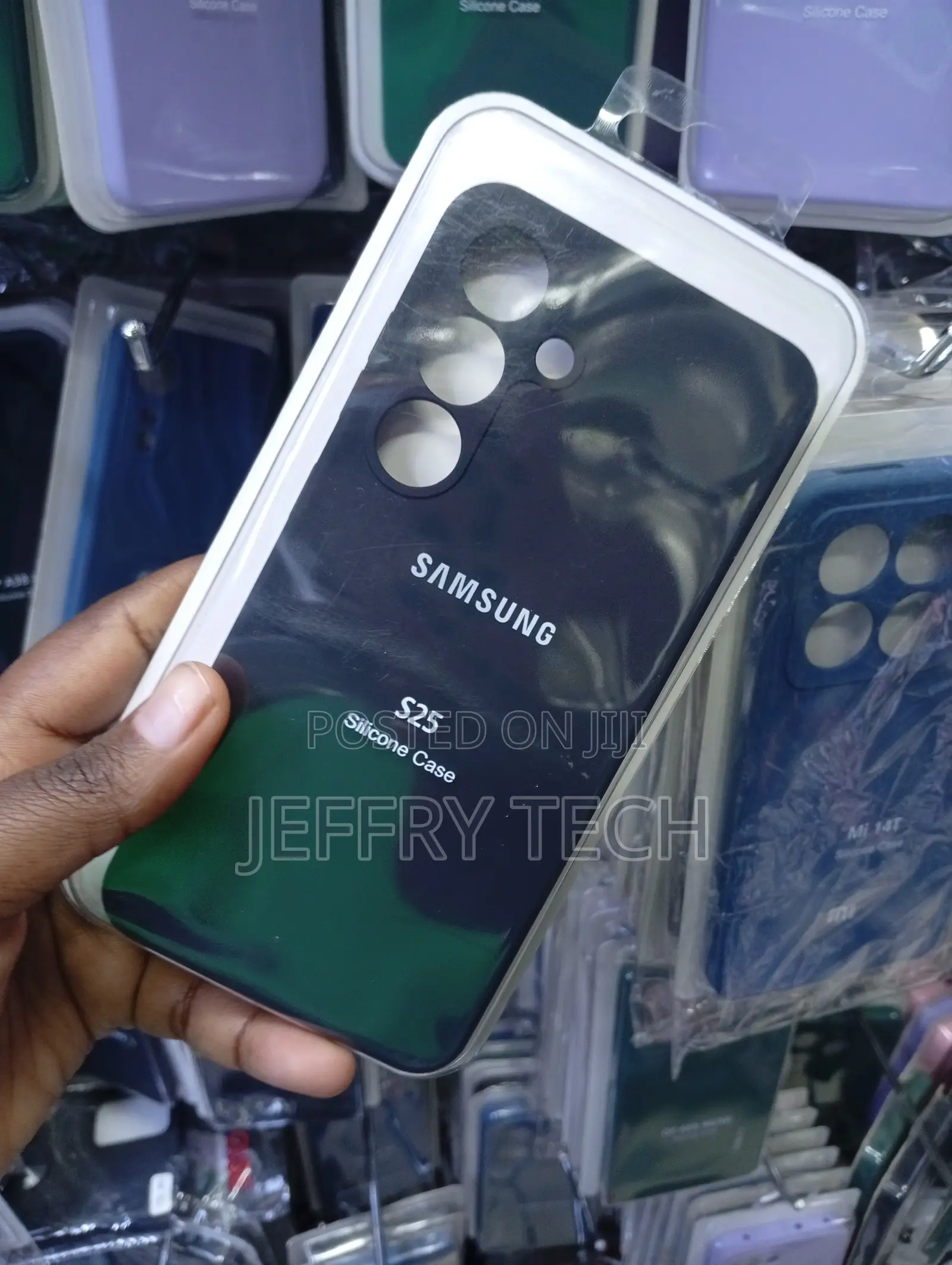 Samsung Galaxy S25 and Features a Soft-Touch, Smooth Finish