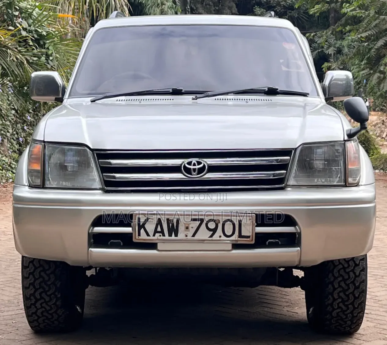 Toyota Land Cruiser Prado 2000 Silver