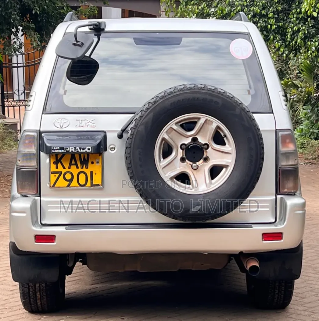 Toyota Land Cruiser Prado 2000 Silver