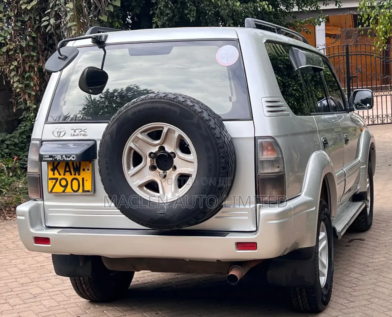 Toyota Land Cruiser Prado 2000 Silver