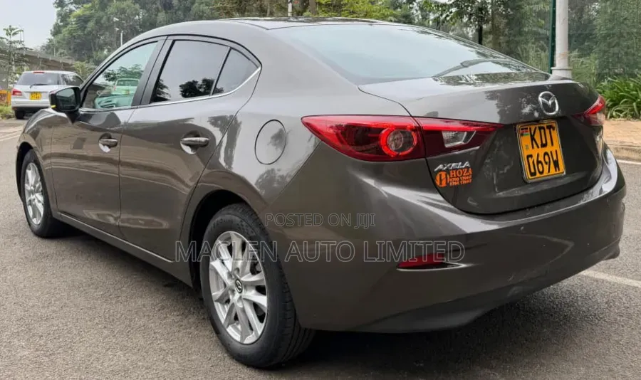 Mazda Axela 2018 Gray