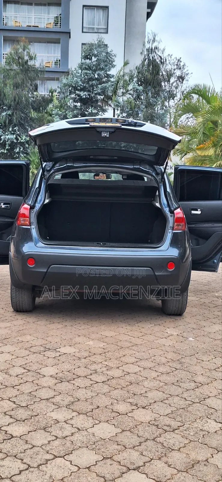 Nissan Dualis 2012 Gray