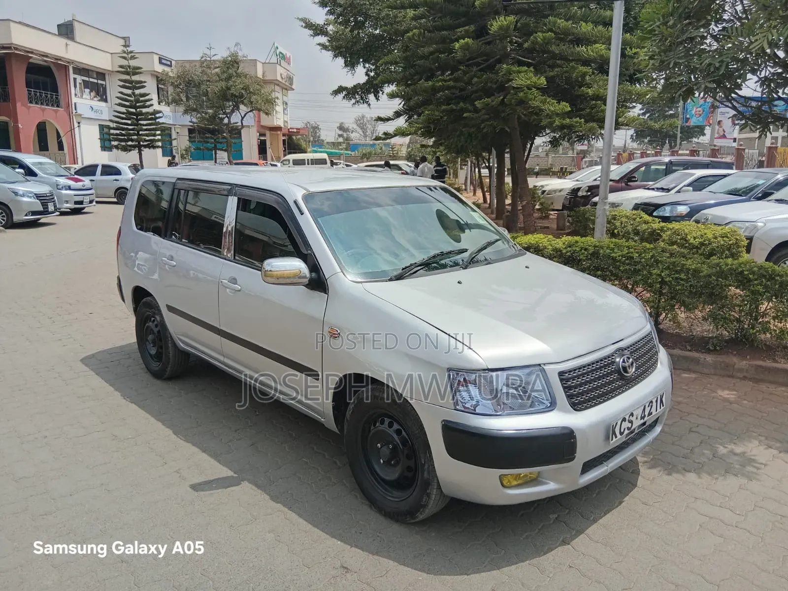Toyota Succeed 2013 Silver