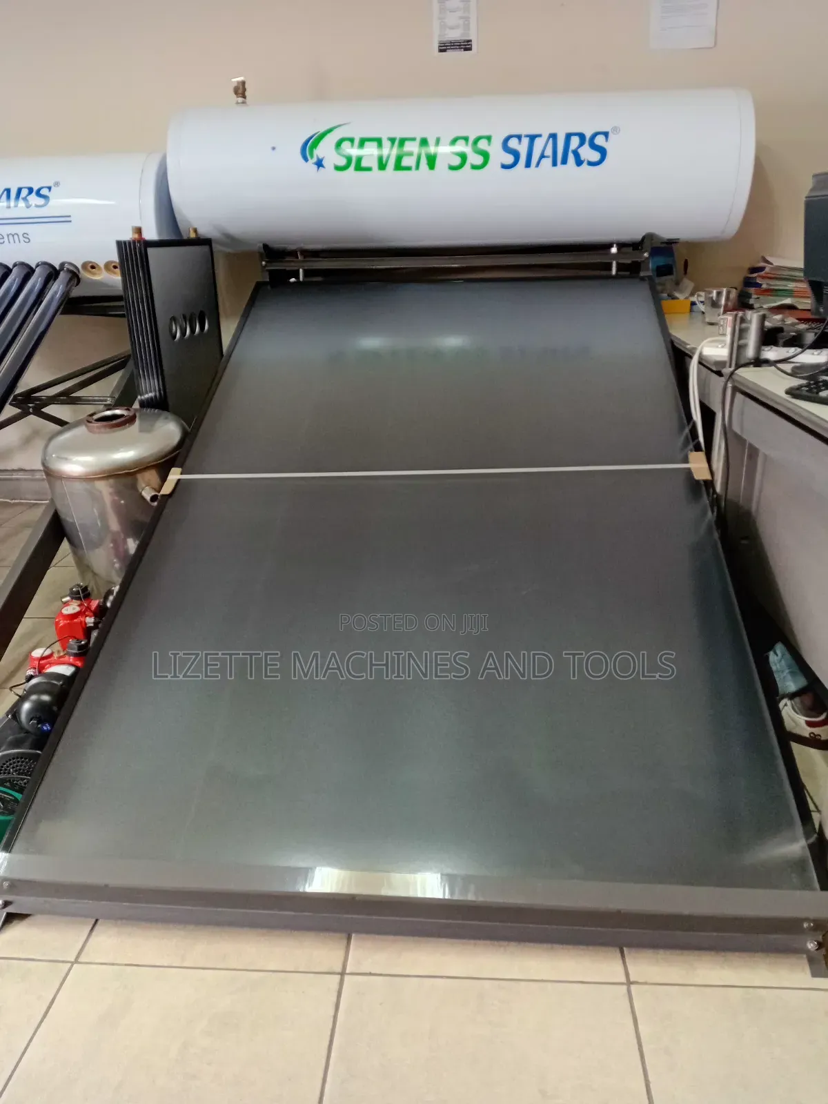 200L Seven Ss Flat Panel Pressurized Solar Water Heater