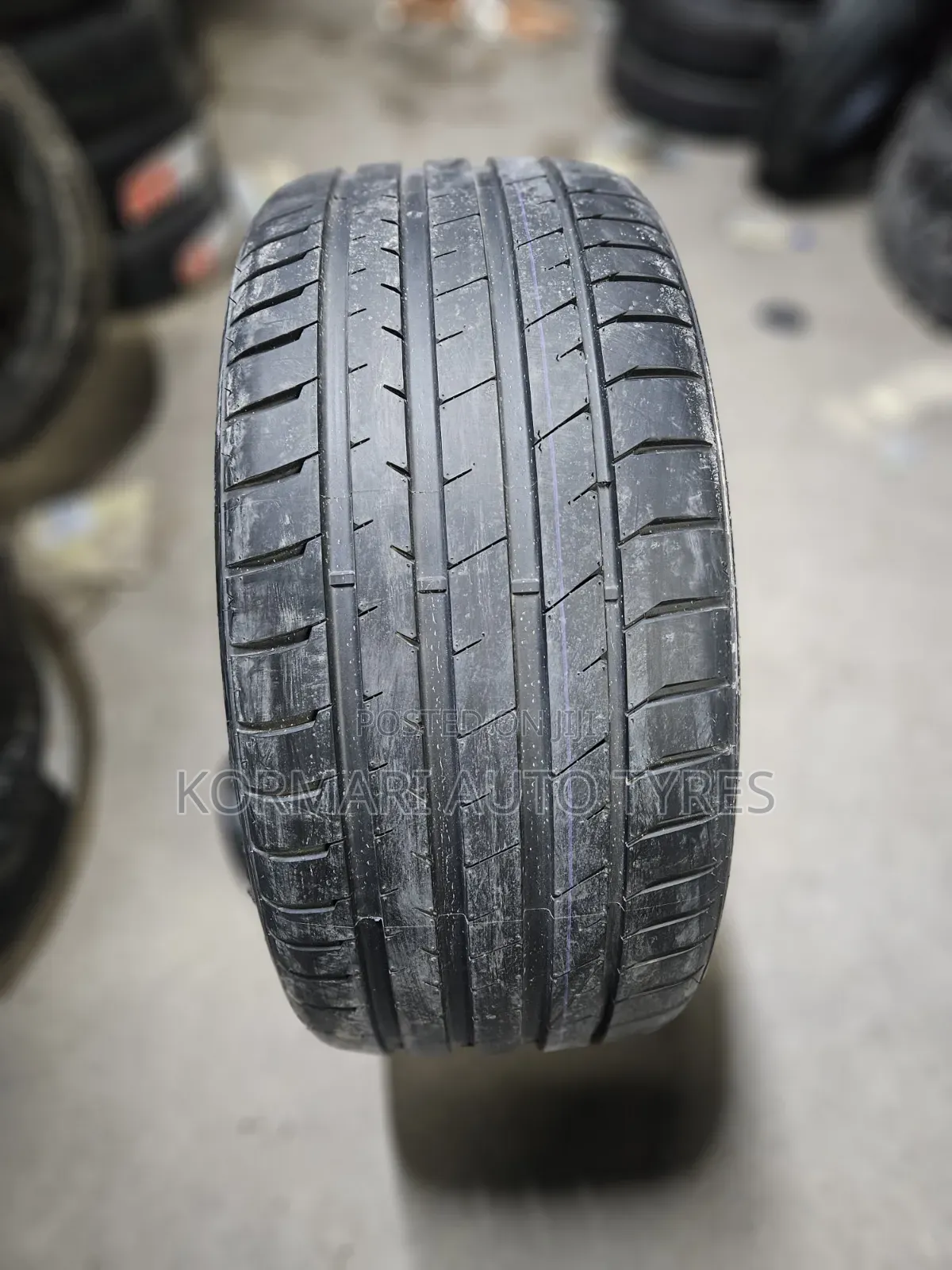 275/35r21 Marsway Tyre