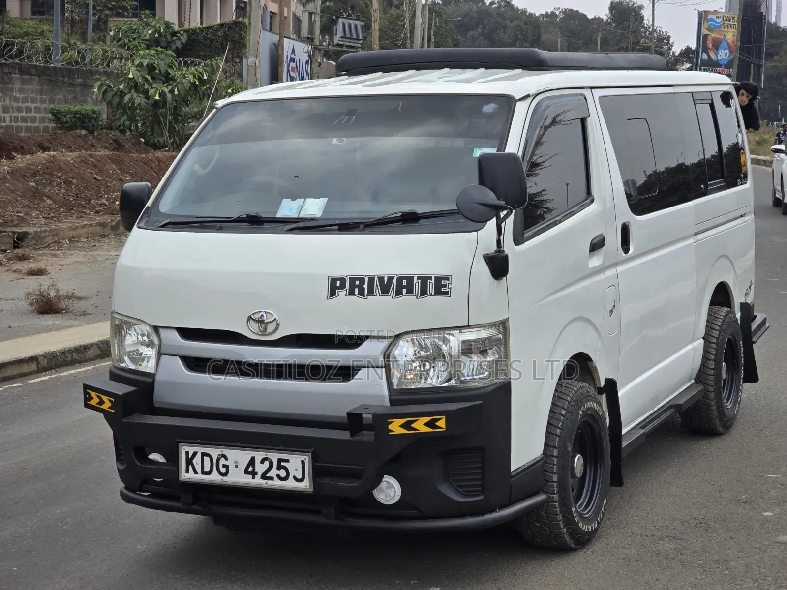 Toyota HiAce 2015 White