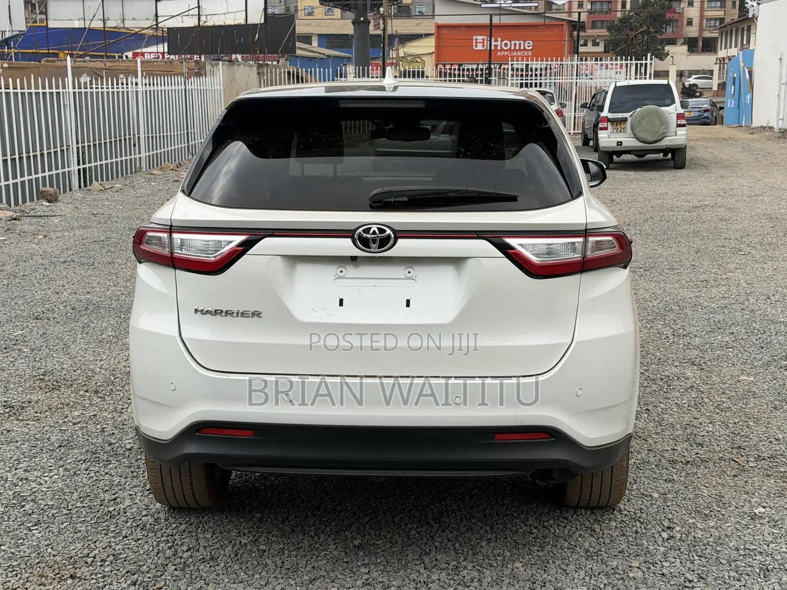 Toyota Harrier 2.0 2019 White