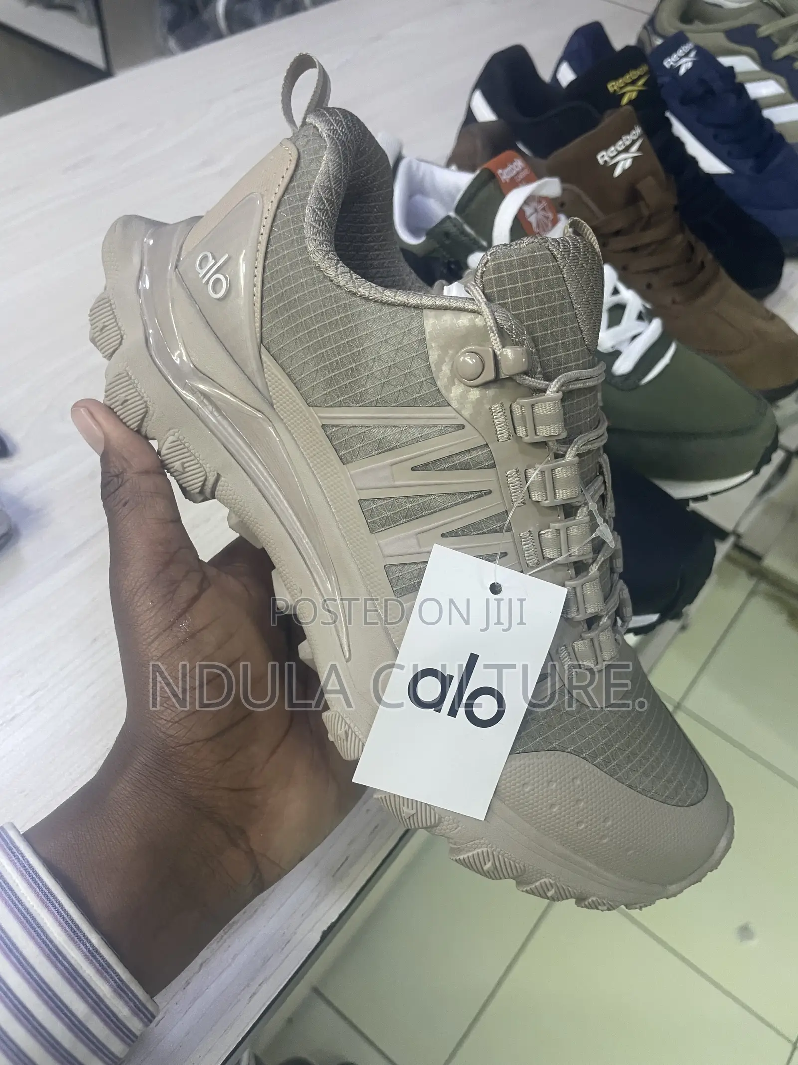 Alo Yoga Trail Sneakers