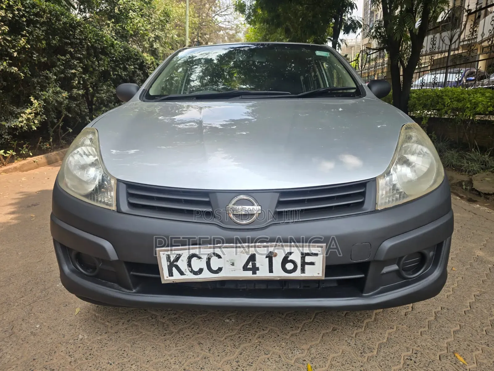 Nissan Advan 2008 Silver