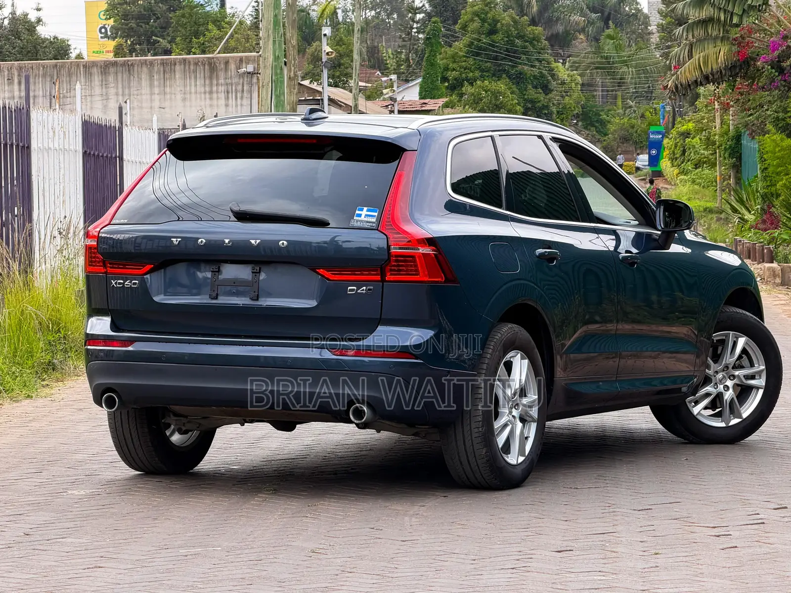 Volvo XC60 2019 Blue