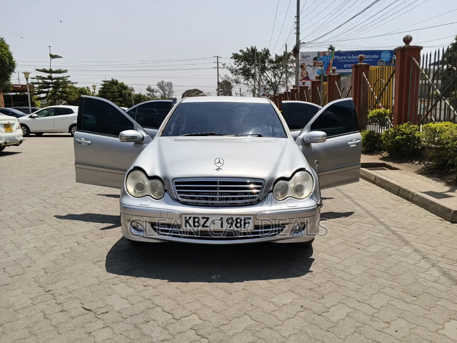 Mercedes-Benz C200 2007 Silver