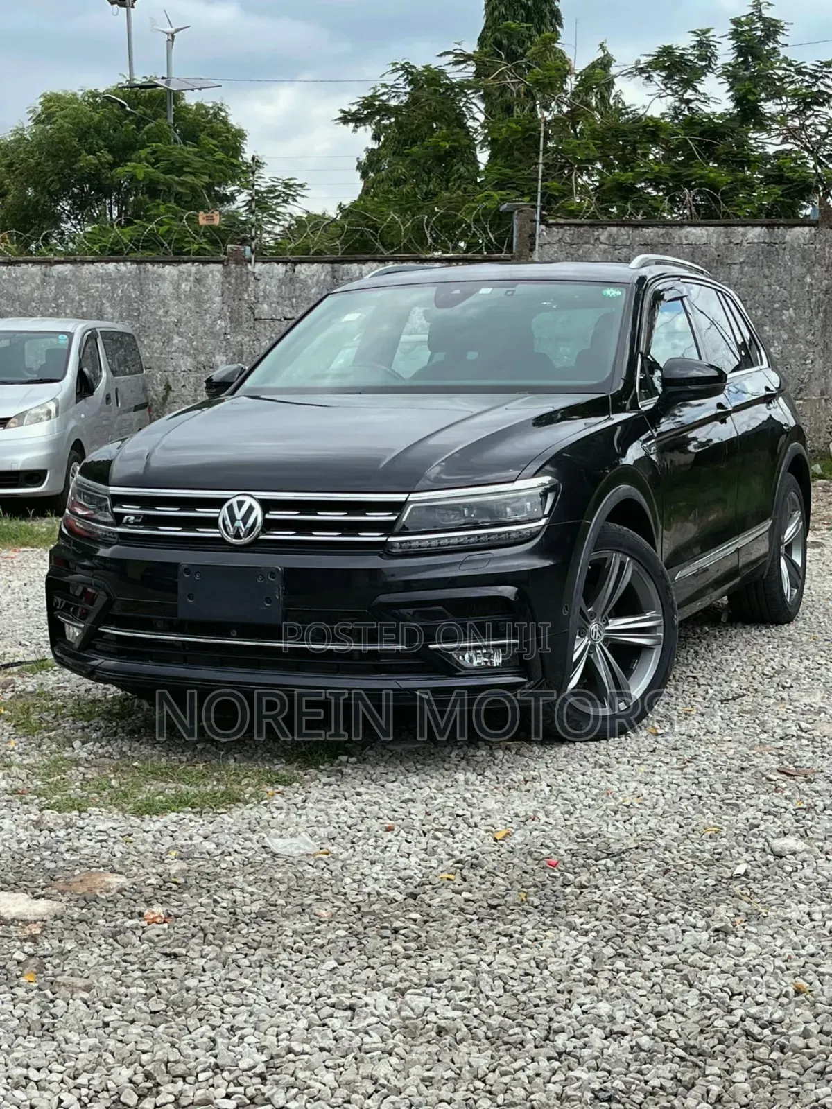 Volkswagen Tiguan 2019 Matt Black