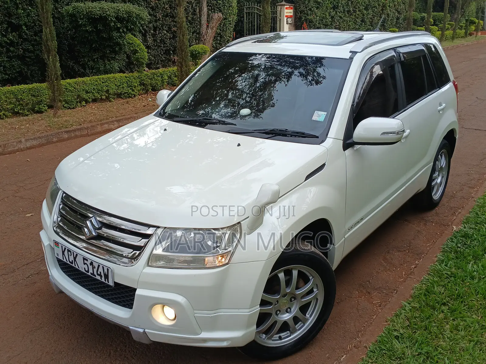 Suzuki Escudo 2009 White