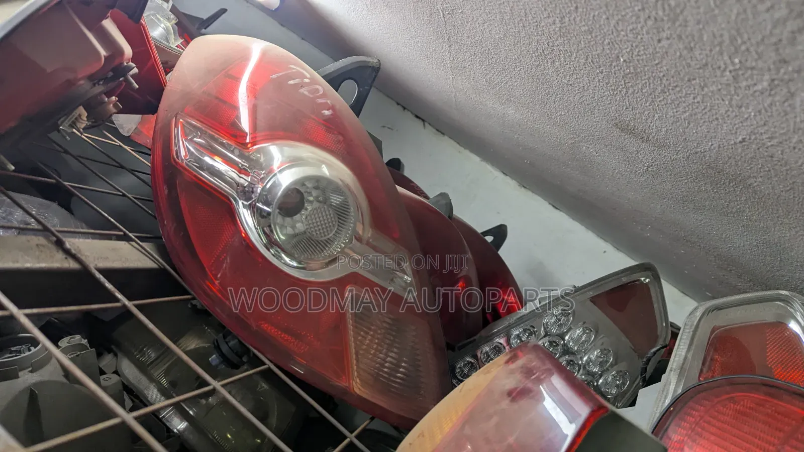 Nissan Tiida Backlight